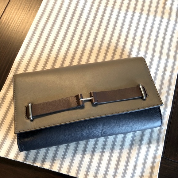 Vince Camuto Clutch - Picture 1 of 9